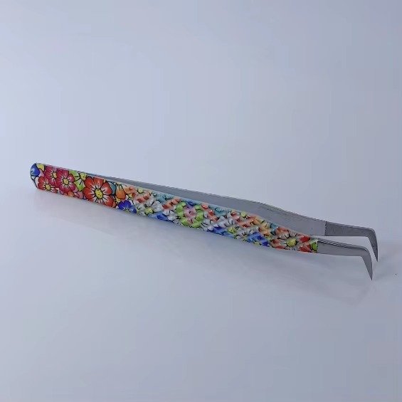 Precision Eyelash Tweezers - Image 3